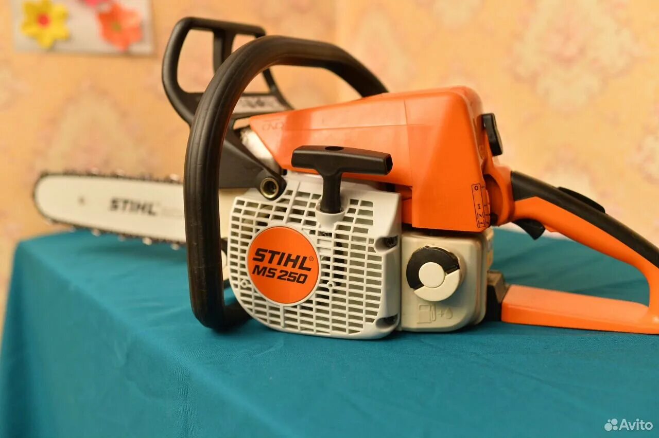 Купить штиль мс 250. Штиль МС 250. Stihl MS 250. Пила штиль 250. Бензопила штиль 250.