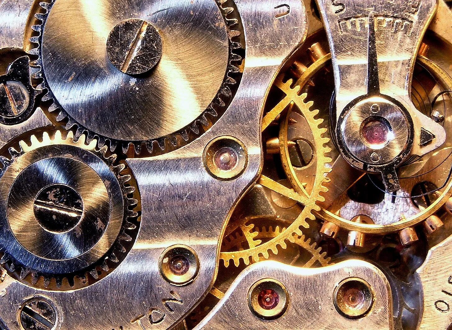 Стильные обои на телефон. Стимпанк механизмы. Параллакс обои механизм часов. Стимпанк паттерн. Часы с механизмом.