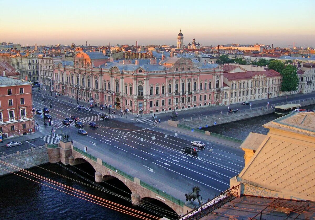 Аничков мост в Санкт-Петербурге. Фонтанка Аничков мост. Аничков мост вид сверху. Аничкин мост в Санкт-Петербурге.