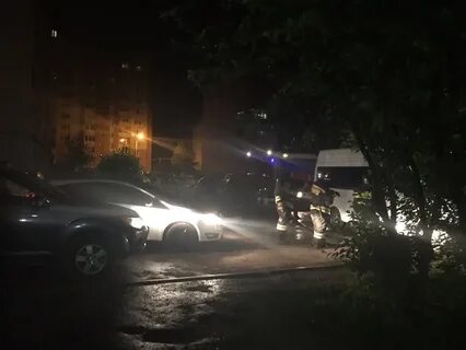 По ночам я во дворе вижу звезд