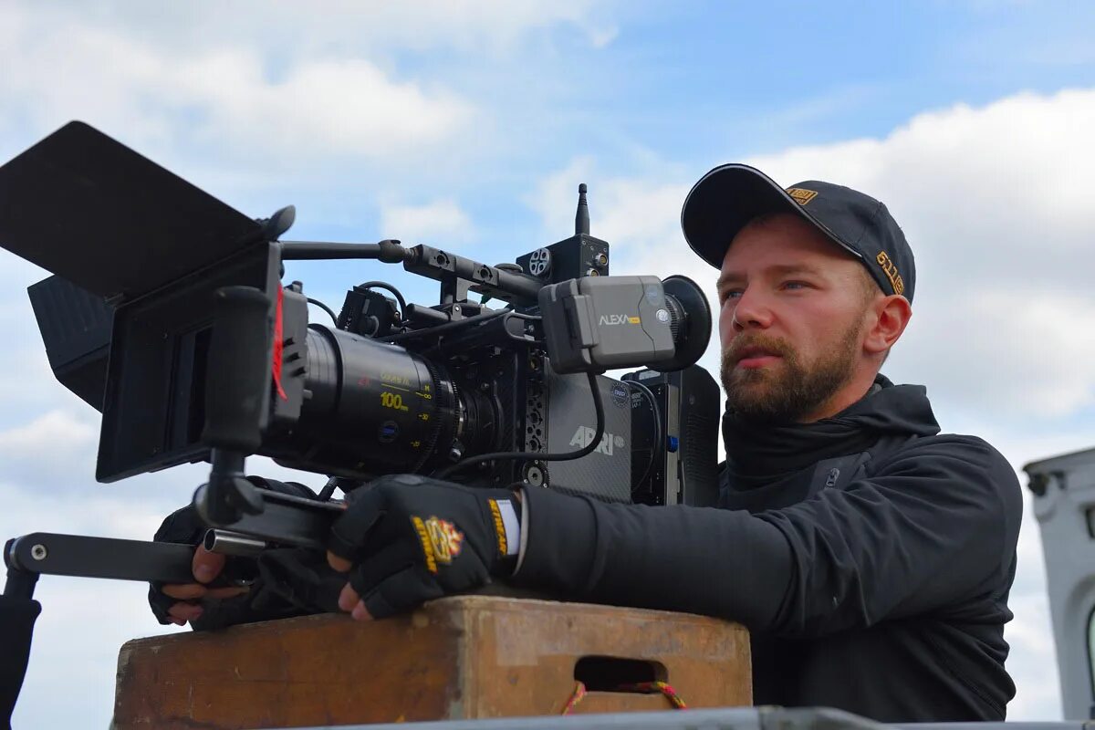 Фото постановщик. Оператор д н. Съемки весной. Оператор д н. Дмитрий просянников оператор.