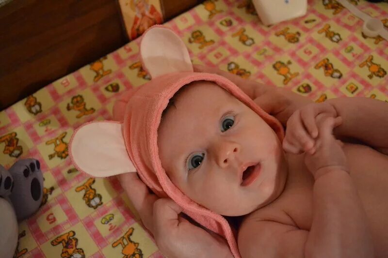 поздравление с тремя месяцами девочке. алиса 3 месяца. алиса 3 месяца. алиса 3 месяца. алисе три месяца мне.