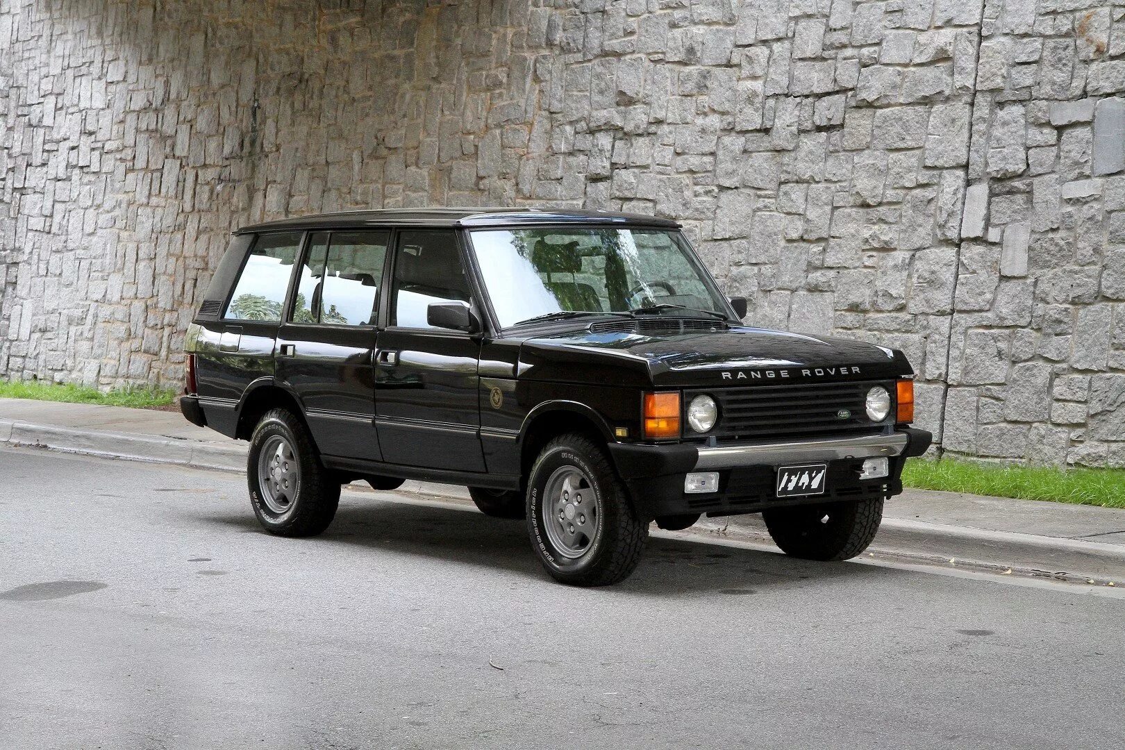 Ленд ровер рендж ровер 2. Рендж ровер 1994. ленд ровер 1994. range rover 1994 classic. range rover 1991.