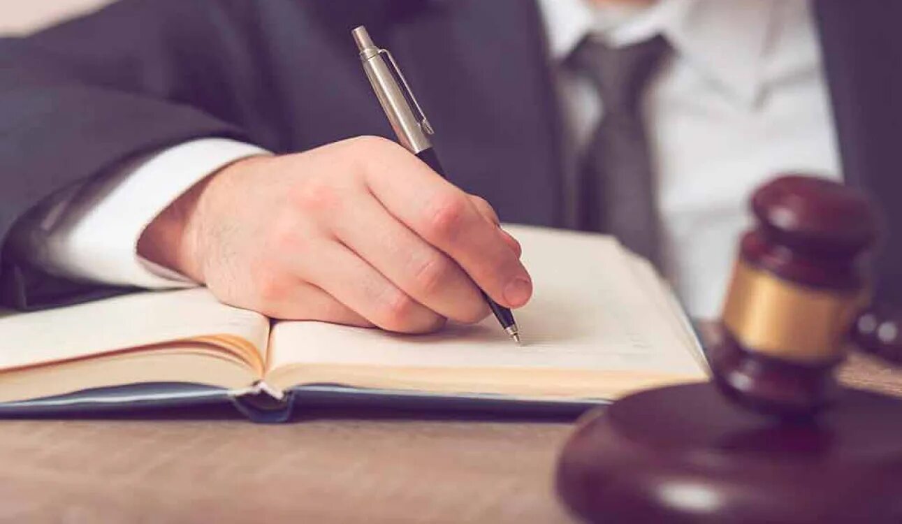 Legal english centre. Legal writing. Юридический документ. Юридические услуги. Английский язык для юристов.