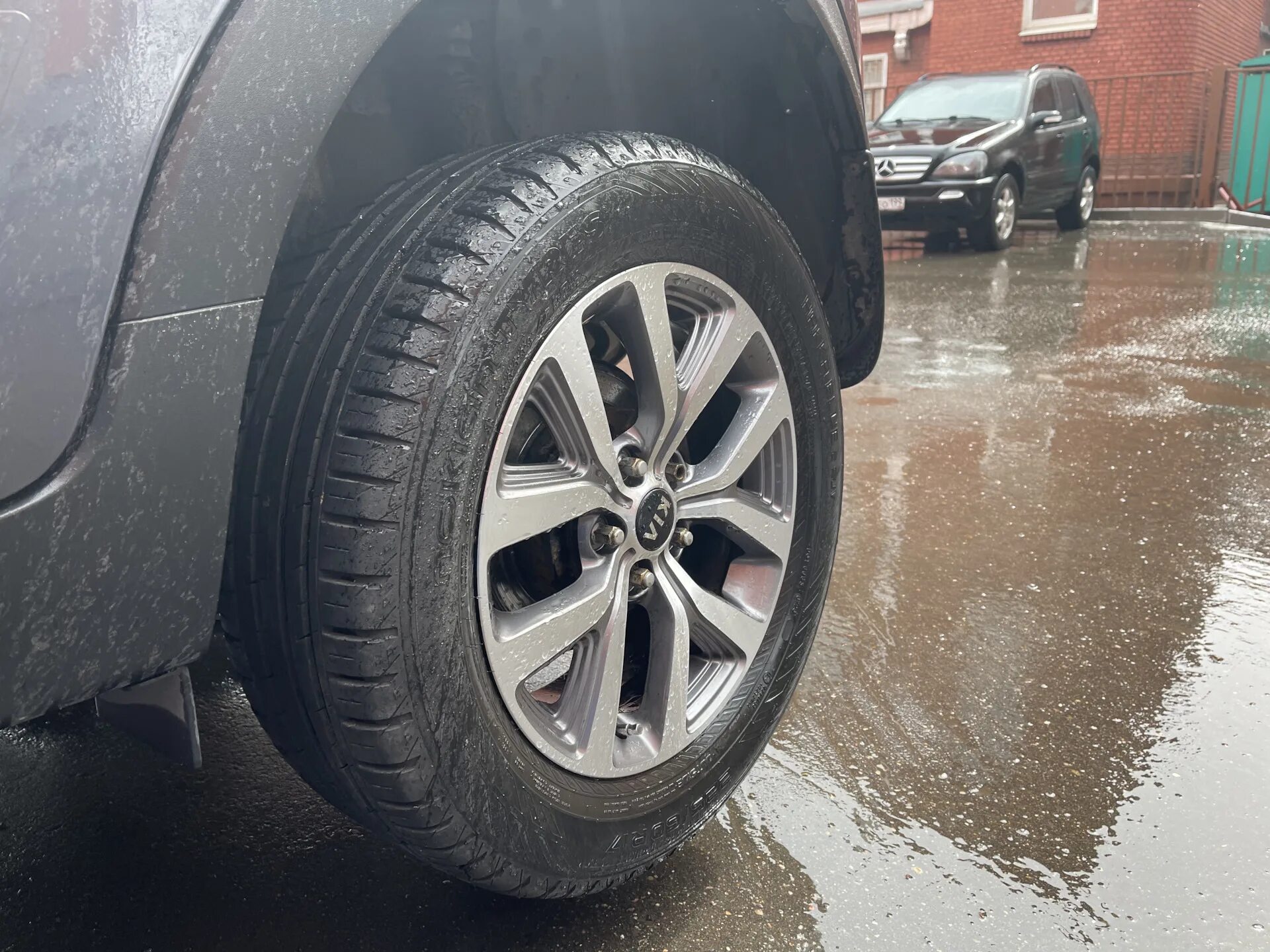 Подойдет резина 225 65 17. Kormoran stud suv 225/65r17 106t. Тигуан на колесах 225 65 17. Подойдет резина 225 65 17. Тигуан 225 65 17.
