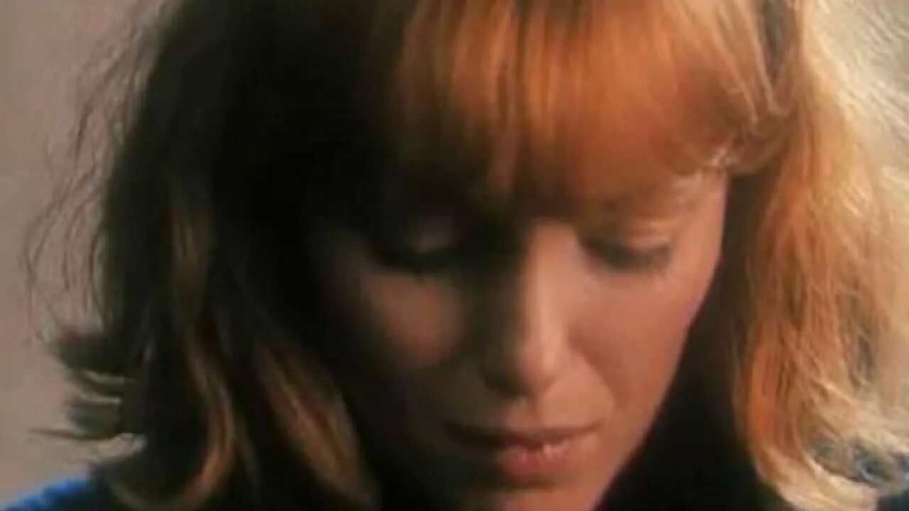 След дождя фильм 1991. Следы дождя. След дождя. След дождя фильм 1991. Ладонь за стеклом.