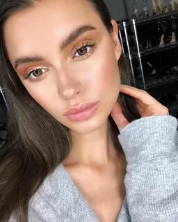 Make up natural