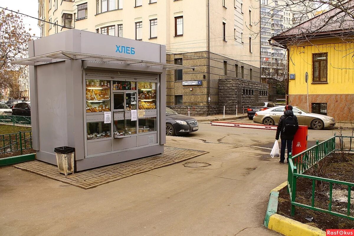 Ларьки для торговли. Ларек с выпечкой. Хлебный ларек. Ларек для торговли пирожками. Хлебный павильон.