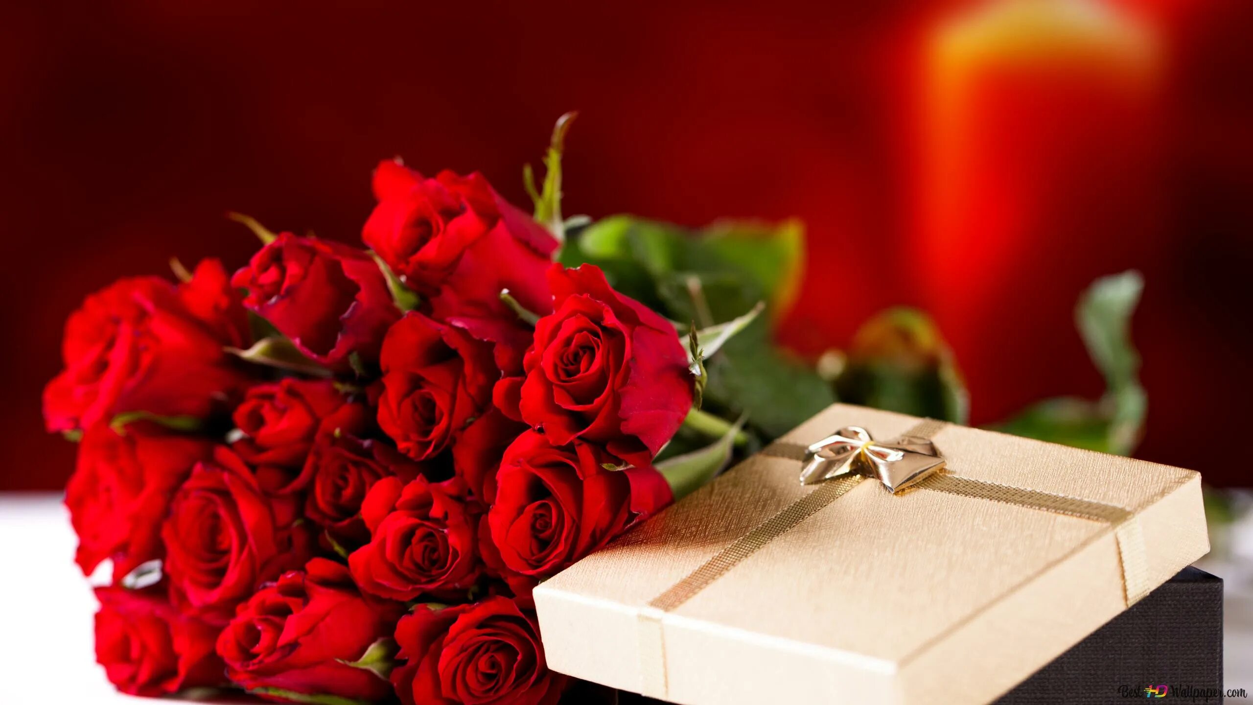 День рождение 27 12. Букет роз с днем рождения. С днем рождения открытки с цветами. Открытки с днём рождения розы. Подарок на день рождения.