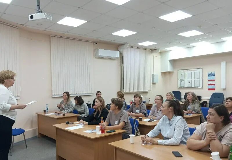 презентация юфу шаблон для презентации. центр развития профессиональной карьеры новосибирск эмблема. центр развития профессиональной карьеры новосибирск эмблема. центр развития профессиональной карьеры. центр профессиональной карьеры новосибирск.