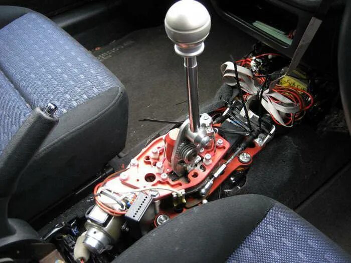 гидрообъемная трансмиссия трактора. 8hp75. секвентальная механическая коробка передач. секвентальная механическая коробка передач. секвентальная кулачковая кпп.