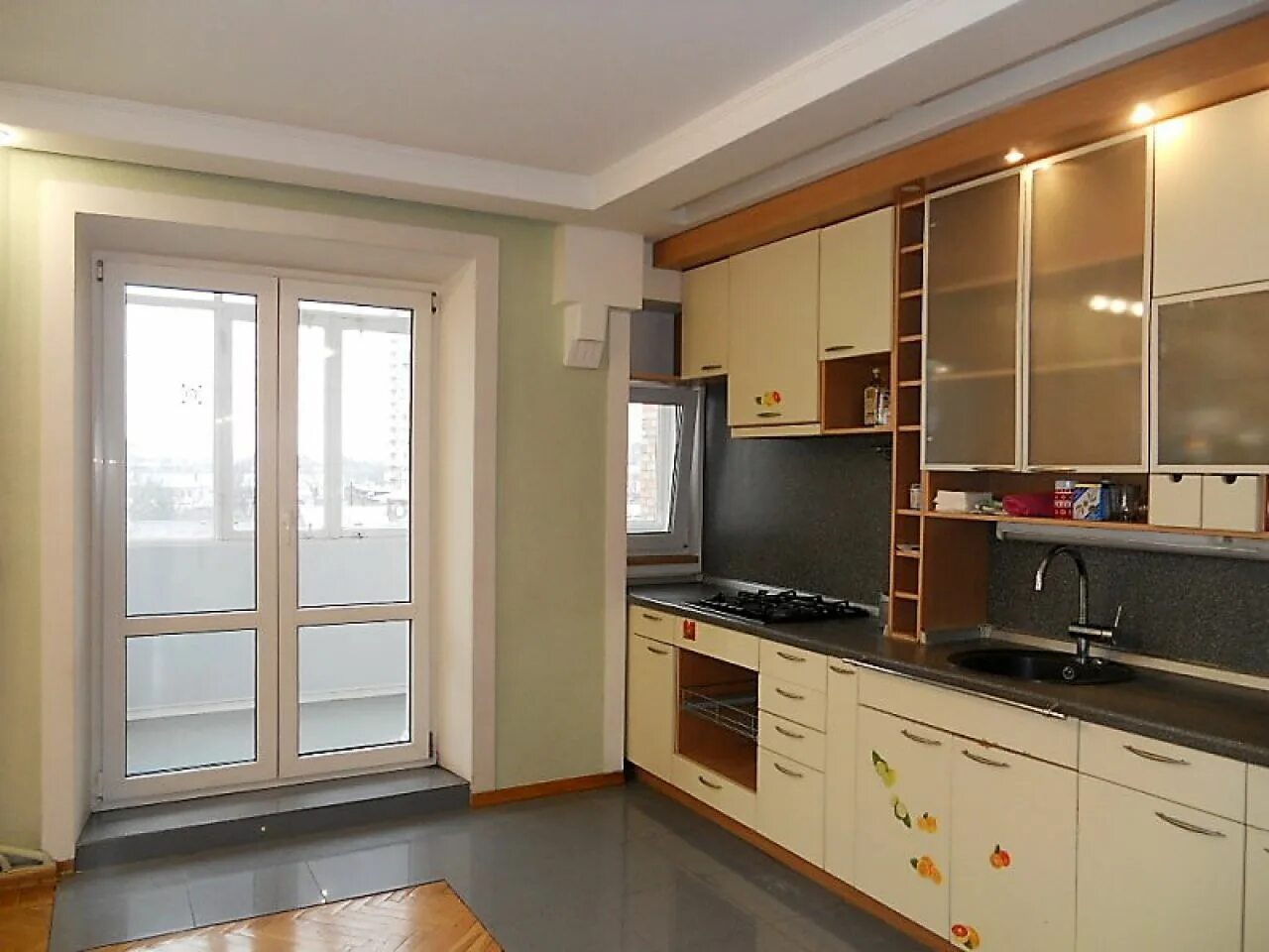 Квартиры в центре ростова на дону. Квартиры в ростове в центре города. Квартира в ростове центр. Дону, красноармейская ул. Квартиры в растор на дону.