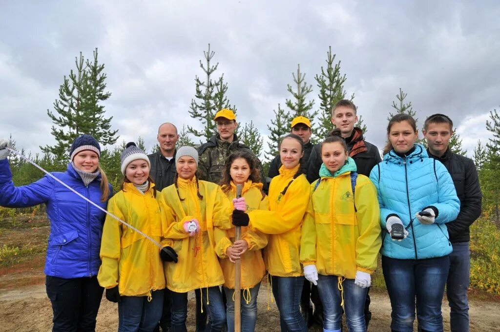 Роснефть класс. 30 школа томск. Роснефть класс школа 3 усинск. Школа 2 усинск. Школа тридцать пять.