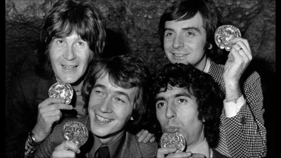 группа шарло. шарло les charlots. шарло ансамбль франция. группа шарло сейчас. французский квартет шарло.