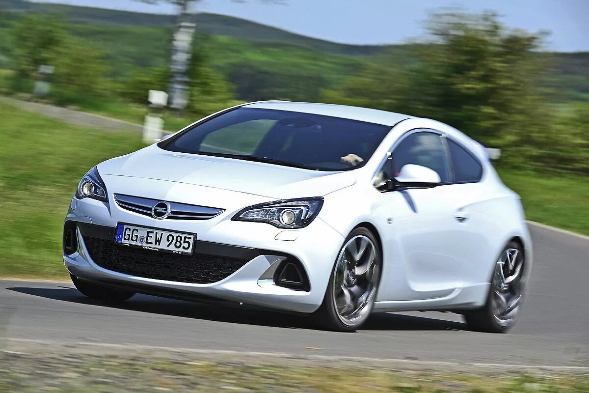 Opel Astra OPC 2012. Opel Astra k GTC. Opel Astra k OPC. Opel Astra GTC 2020 купе.