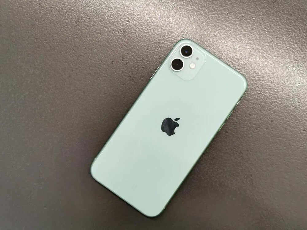 Айфон 11 матовый. Айфон 11 168 ГБ. Iphone 11 Verde. Айфон 11 про матовый цвет. Iphone 13 Green матовый.