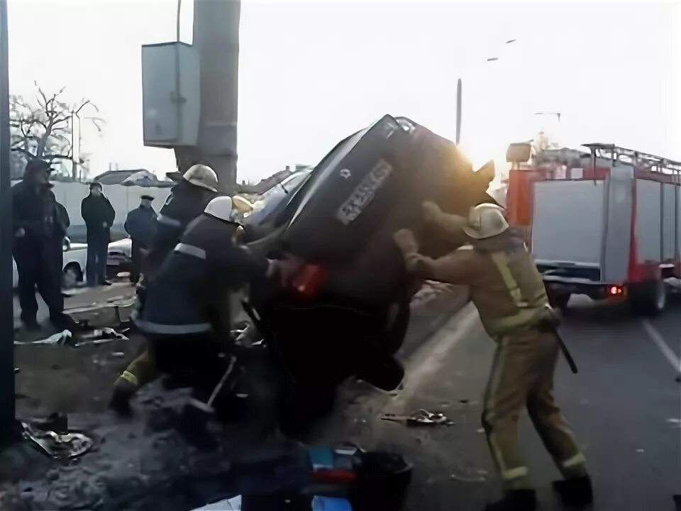 Смертельное дтп губкин. Дтп январь 2013. Дтп январь 2013. Крупные автомобильные катастрофы. Дтп новочебоксарск 18.