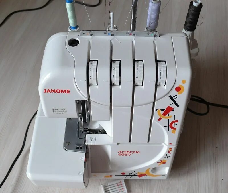 Швейная машина janome оверлоки. Оверлок janome t-72. Швейная машина janome t-99d. Janome 730d оверлок. Janome швейная машина с оверлоком.