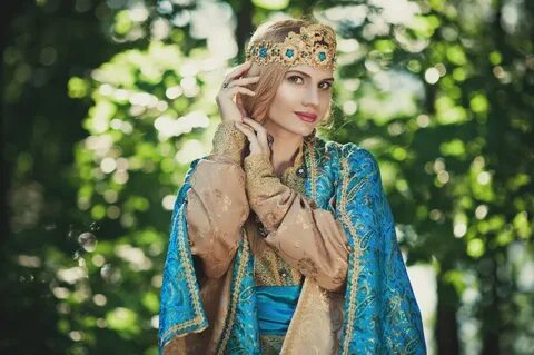 Женщина пав