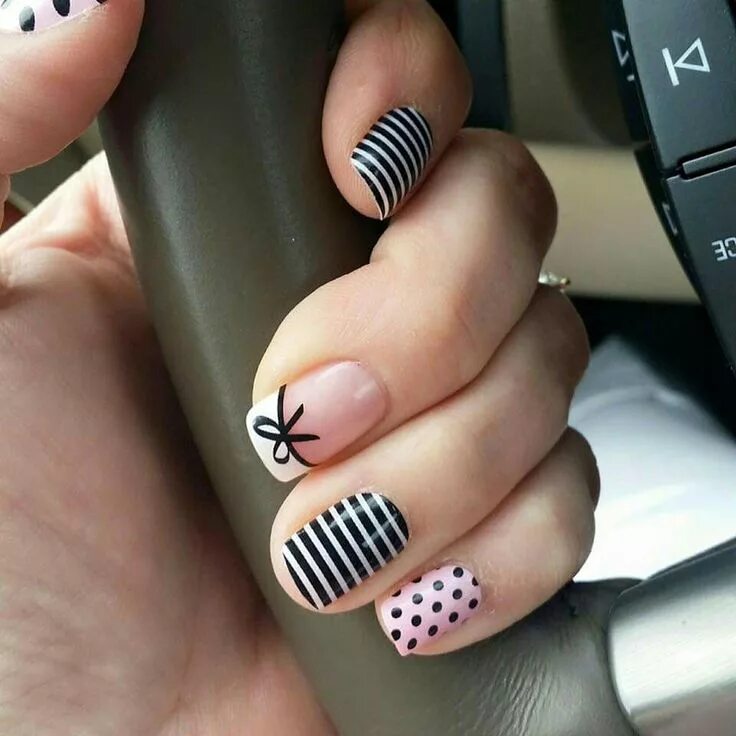 Фото маникюра 2016 Bubble nails, Nail art, Nail art designs