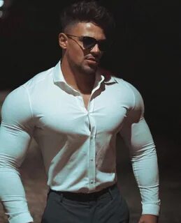 Мало мужчин с большим