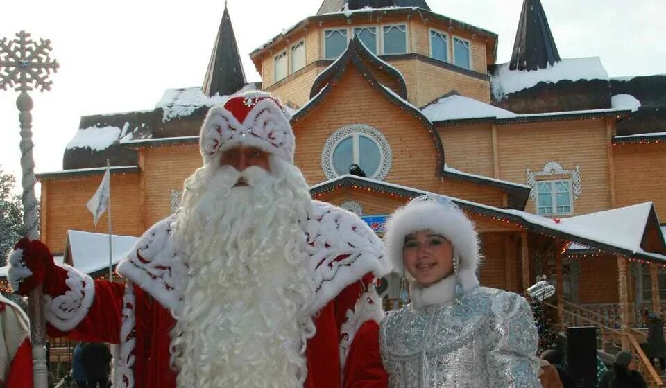 Великий устюг резиденция деда мороза. Великий устюг вотчина. Великий устюг резиденция деда мороза лето. Где сейчас находится дед мороз. Где стоит дед мороз.