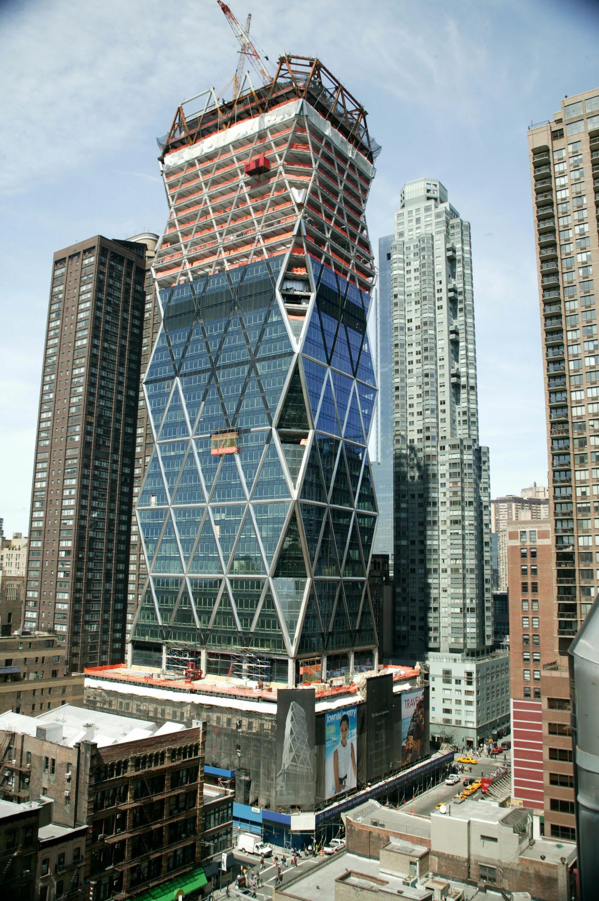 The hearts tower. Hearst tower в нью-йорке. башня херст тауэр. башня хёрста. нью-йорк, 2006.