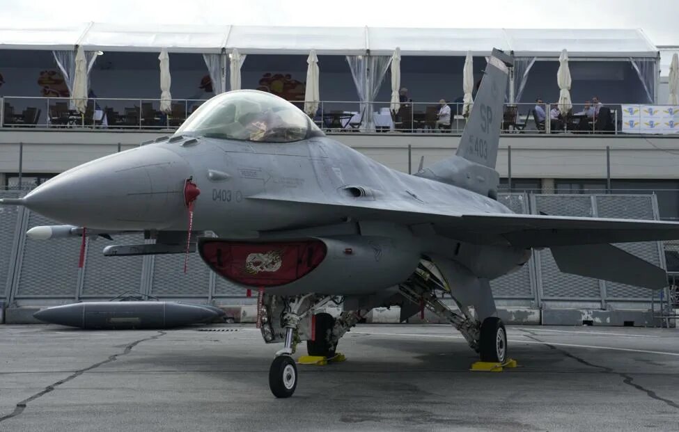 F-16 viper. F16 передали. F16 передали. Современная авиация. Современная авиация.