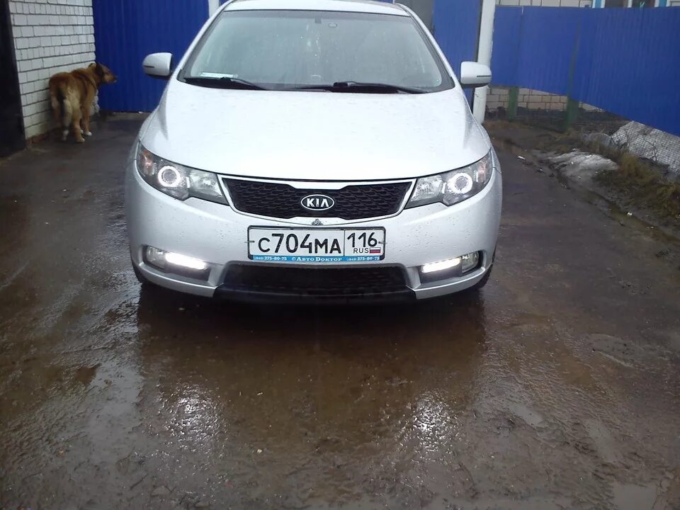 ДХО Kia Cerato 2. Киа Церато 2010 с ДХО. Дневные ходовые огни на Киа Церато 2. ДХО Киа Церато 2012.