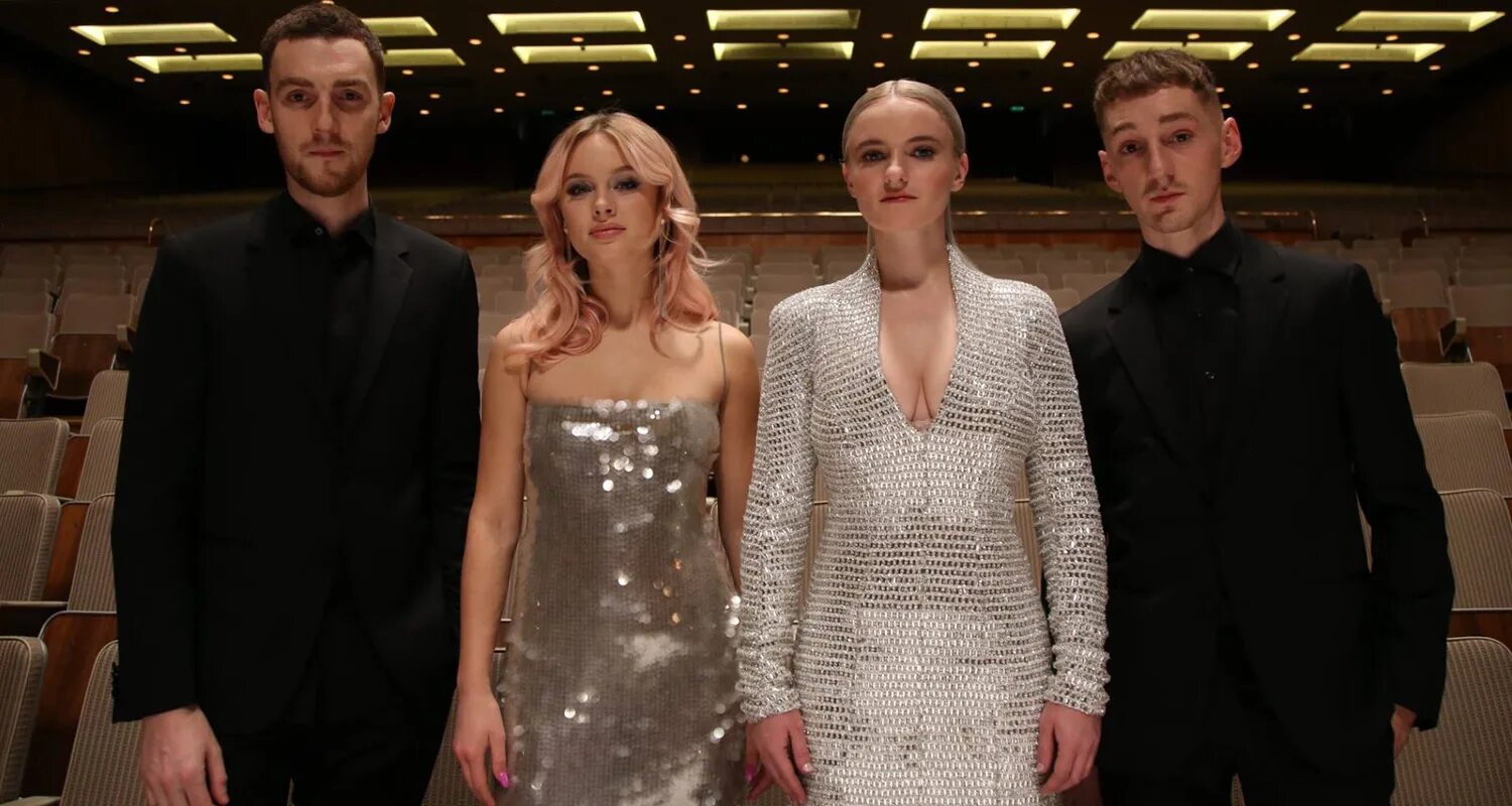 Clean bandit zara symphony. Clean bandit feat. Symphony clean bandit ft. Symphony clean bandit. Symphony clean bandit ft.