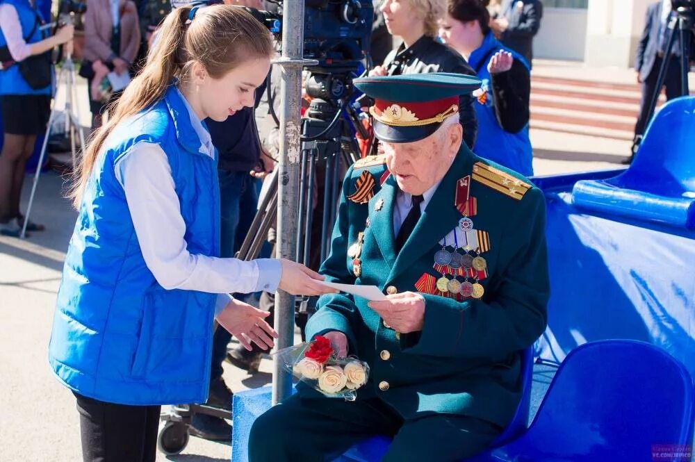 День добровольца военного. Волонтеры и ветераны. Патриотическое волонтерство. Военно патриотическое волонтерство. Патриотизм ветераны.