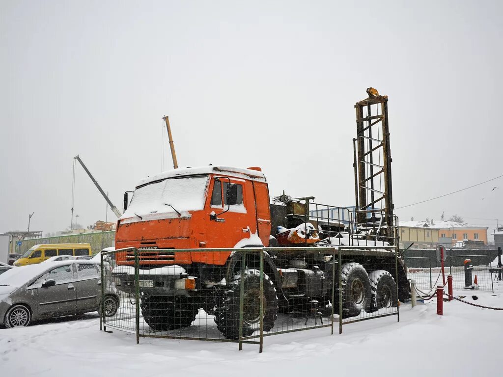 ПБУ-2 буровая на КАМАЗЕ. ПБУ-2-314 на шасси КАМАЗ. КАМАЗ С буровой установкой ПБУ-2. ПБУ 2 буровая на шасси КАМАЗ. Буровая пбу 2