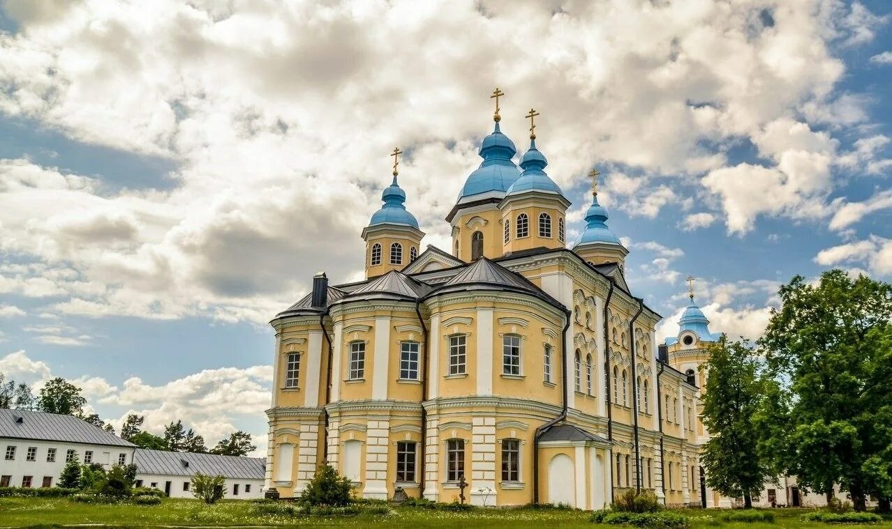 Храмы Коневский Рождество-Богородичный мужской монастырь