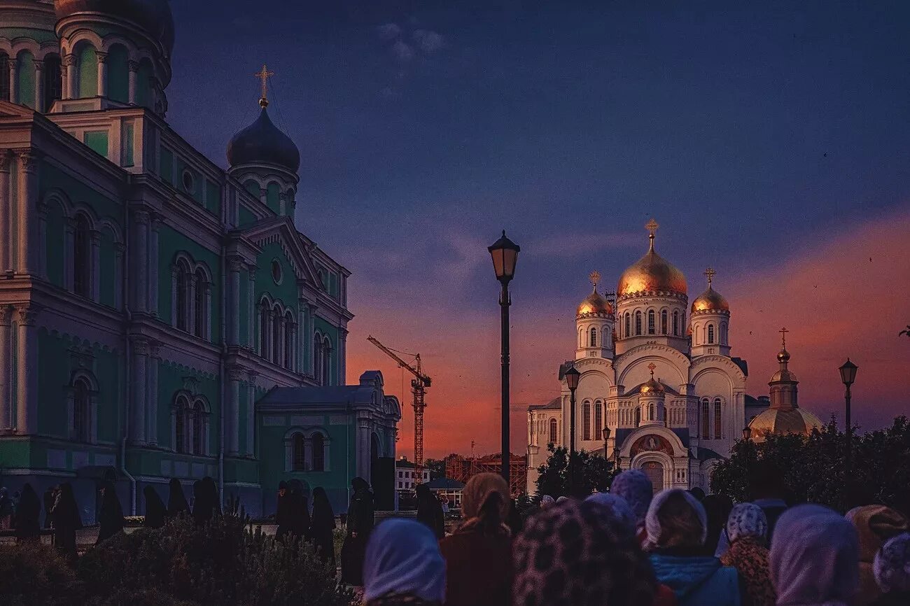 Паломнический центр, село Дивеево. Паломники в Дивеево. Дивеево территория. Дивеево 2023. Паломничество в дивеево