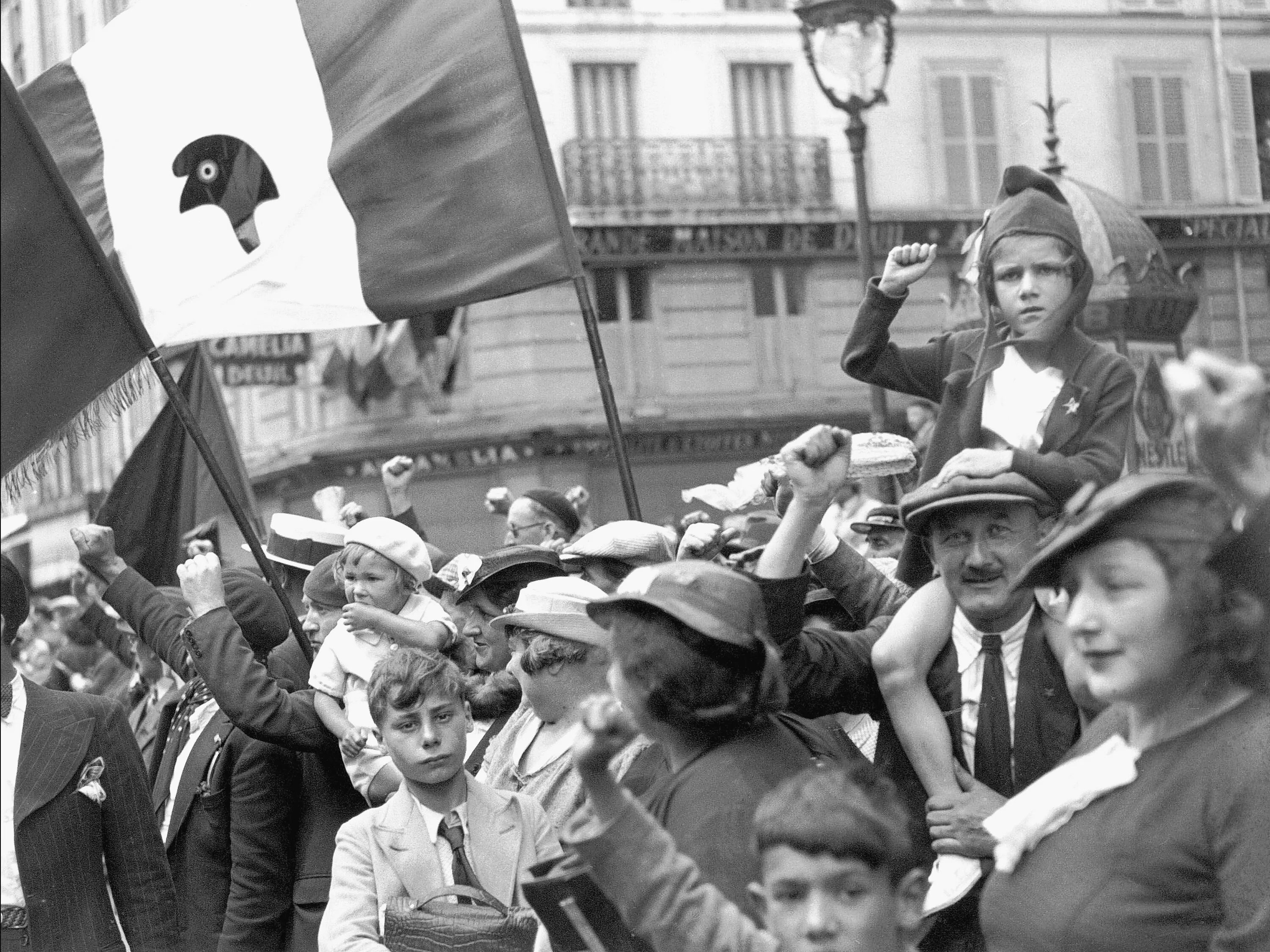 Франция 20 италия 20. Народный фронт франция 1930. народный фронт 1936 франция. народный фронт во франции 1934-1938. франция в 30-е годы.