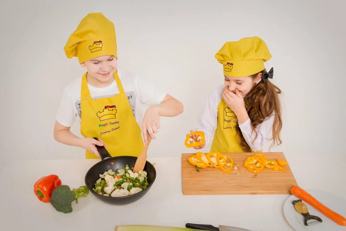 мастер классы для детей по кулинарии. детские кулинарные мастер классы. класс кулинарии в школе. детская школа повара. детская школа повара.