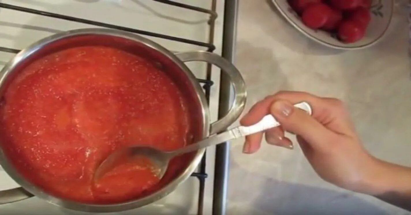 Сколько соли на 1 томатного сока. Помидоры в собственном соку пошагово. Помидоры в томатном соке. Помидоры в томатном соке на зиму. Сок томатный 10 литров.