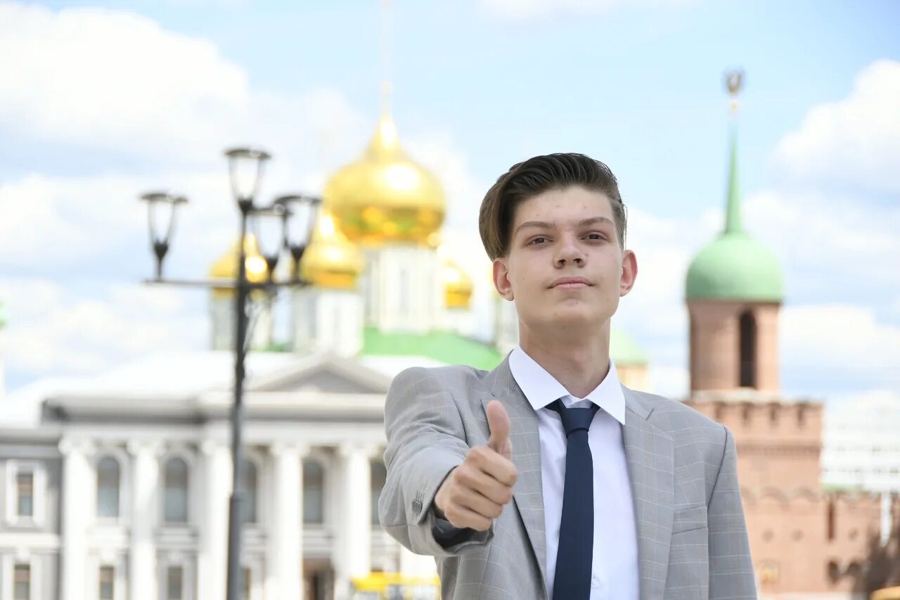 Сдал егэ на 400. Даниил дерябин. даниил дерябин егэ. дмитрий савичев 400 баллов. 400 баллов на егэ.