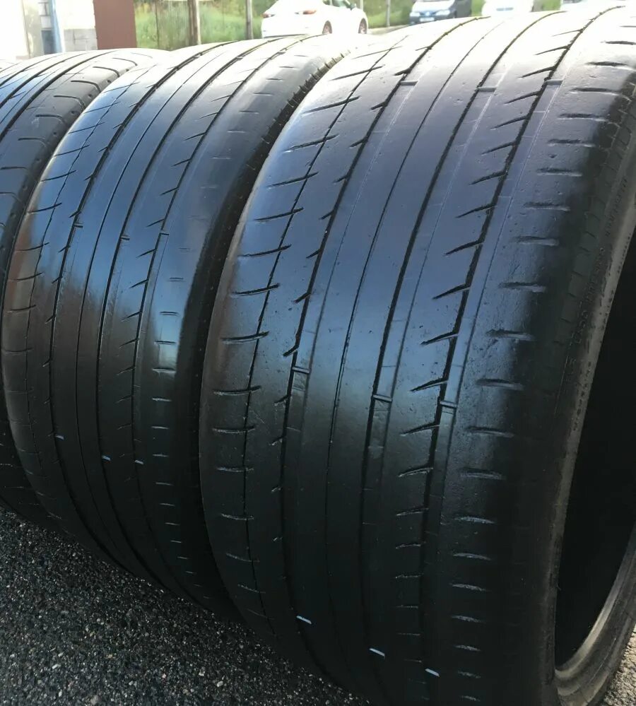 275 40 r21 купить. Kumho - 295/35r21. 295/35 R19. Vredestein 245 40 19. 295/40 R20.