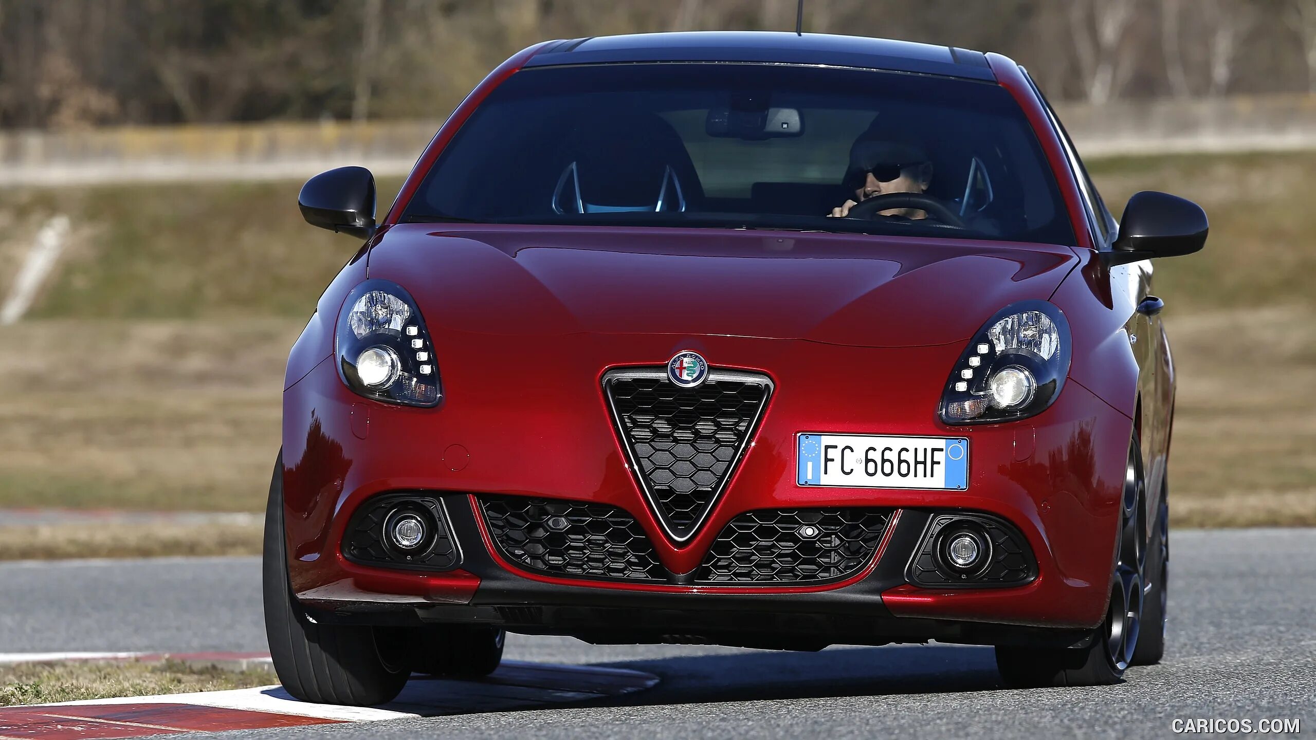 Машина alfa romeo giulietta. Alfa romeo giulietta 1954. Альфа ромео машина производитель. Машина alfa romeo. Машина alfa romeo giulietta.