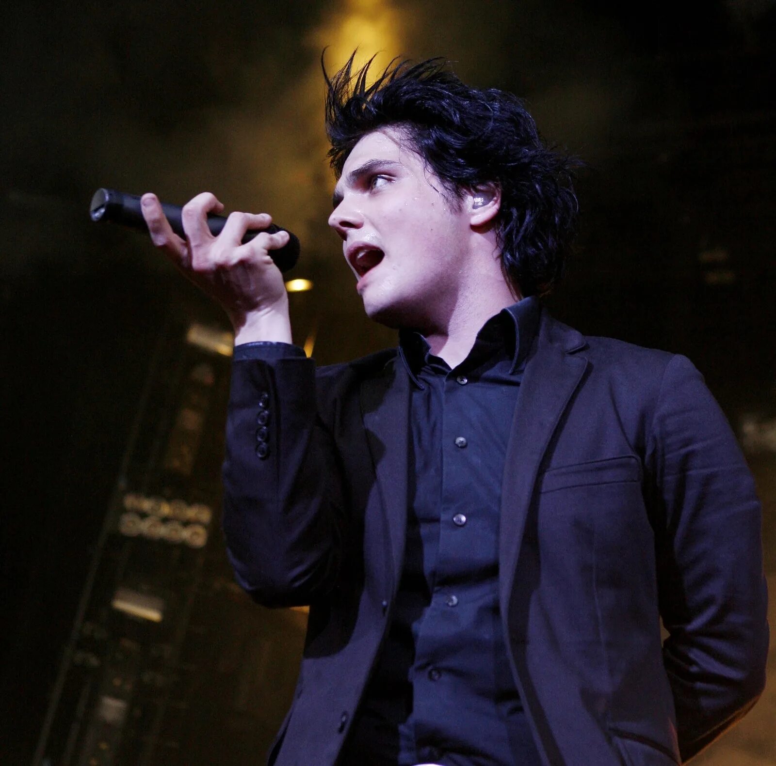 Уэй. My chemical romance джерард уэй. джерард уэй 2007. джерард уэй 2005. джерард уэй 2007 фотосессия.