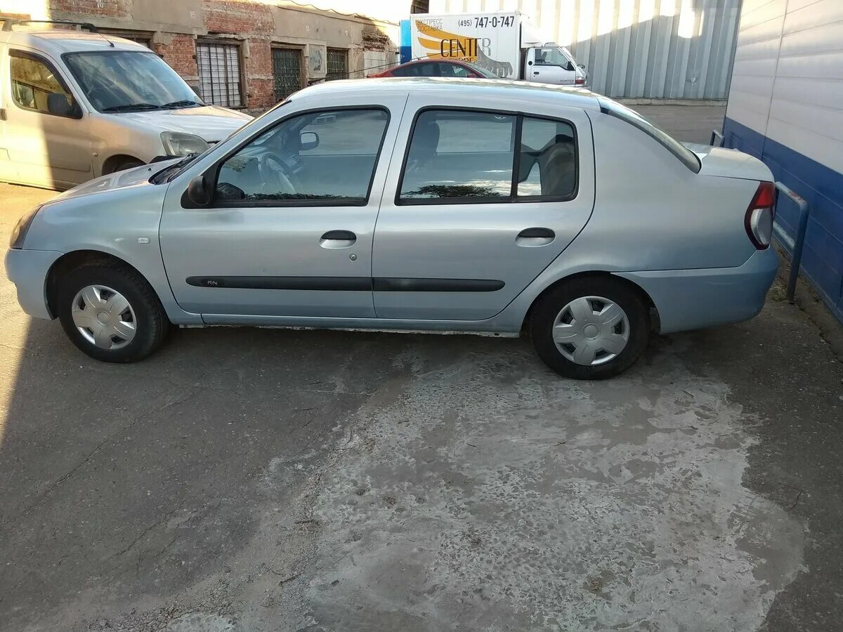 Renault 2000 года. Рено Клио седан 2000. Рено Клио 2000 года седан. Рено Клио седан 2002. Рено Клио 2 седан 2000.