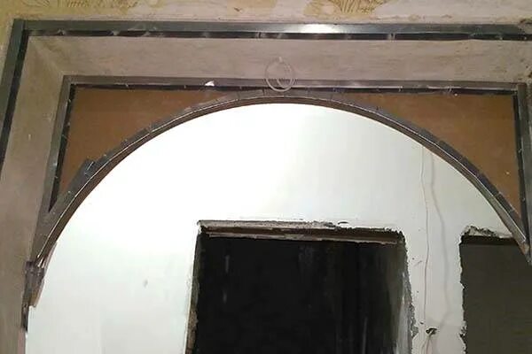 Каркас для арки из гипсокартона. Фигурные арки из гипсокартона. Арка межкомнатная полуарка межкомнатная. Каркас межкомнатной арки. Арка из профиля.