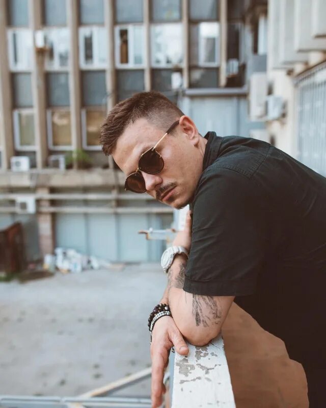 Песня плс. Diazz песни на тнт. Plc песни. Сережа плс. Рэпер plc песни.