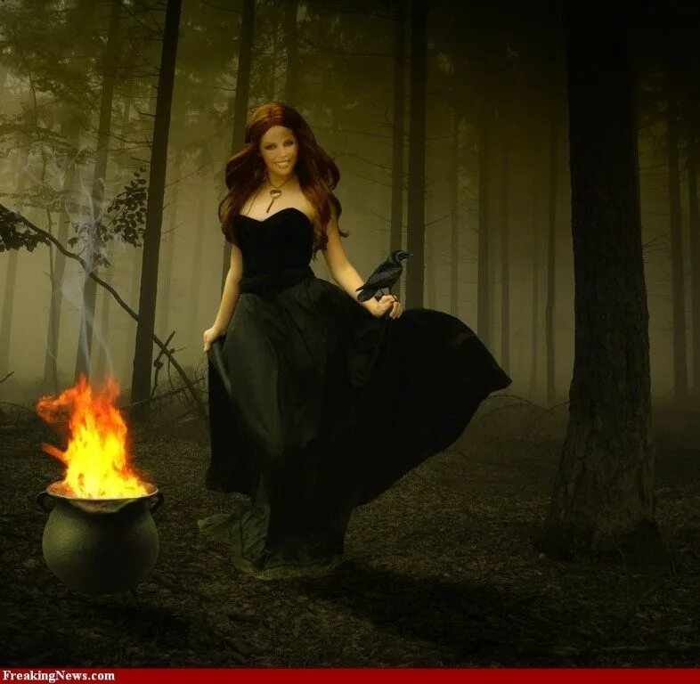 Дама которая шабашит по ночам. Красивая ведьма на метле. Селин лунная ведьма. Амонг ас в шляпе ведьмы. Дама которая шабашит по ночам.