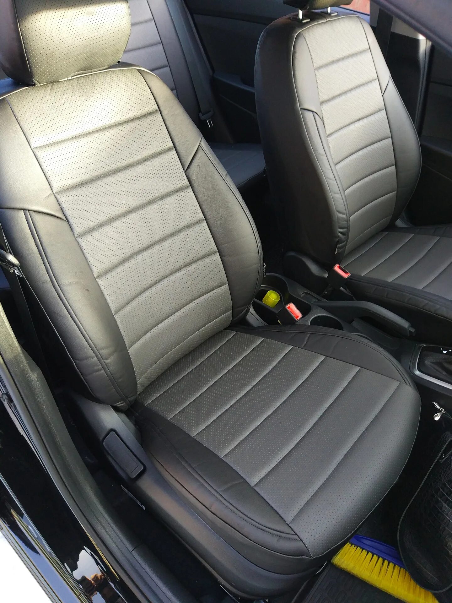 Авточехлы арзамас. Чехлы из экокожи autopilot. Авточехлы волгоград. Авточехлы на mark x 120. Автопилот темно серая алькантара.