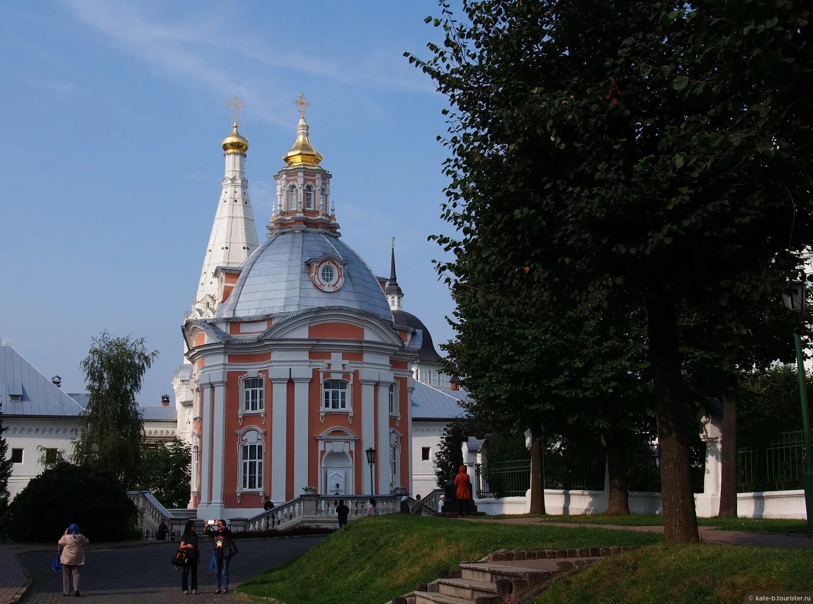 Храм вознесения за серпуховскими воротами (москва). Храм на серпуховской. Храм на серпуховской. Храм на серпуховской. Храм вознесения господня.