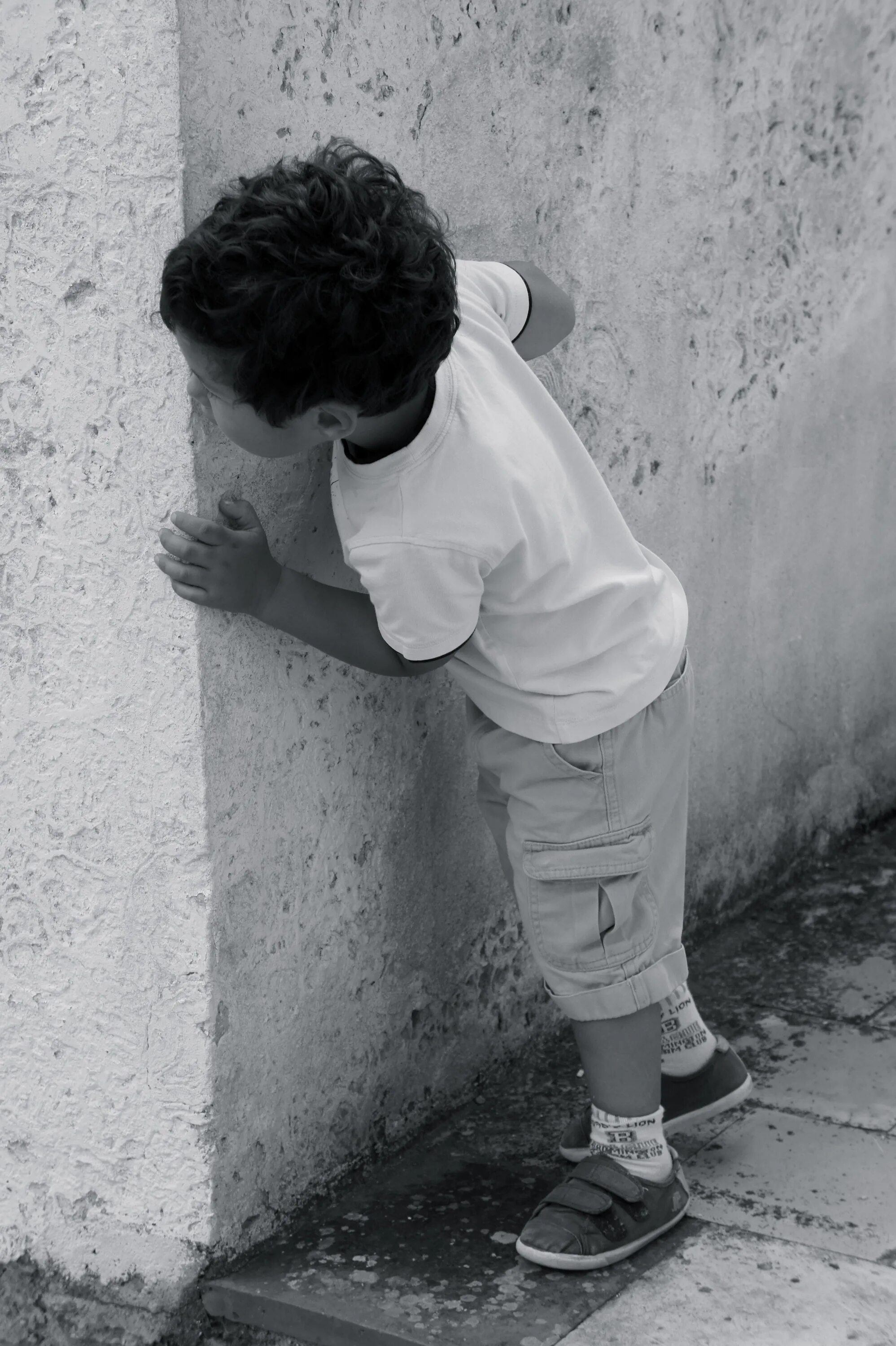 Hide and see