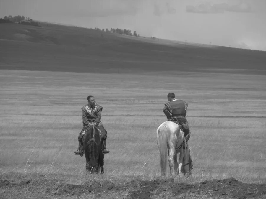 сибинские озера. степи казахстана. степи монголии. высокий белый мужчина из степей. усть каменогорск степь мужчина.