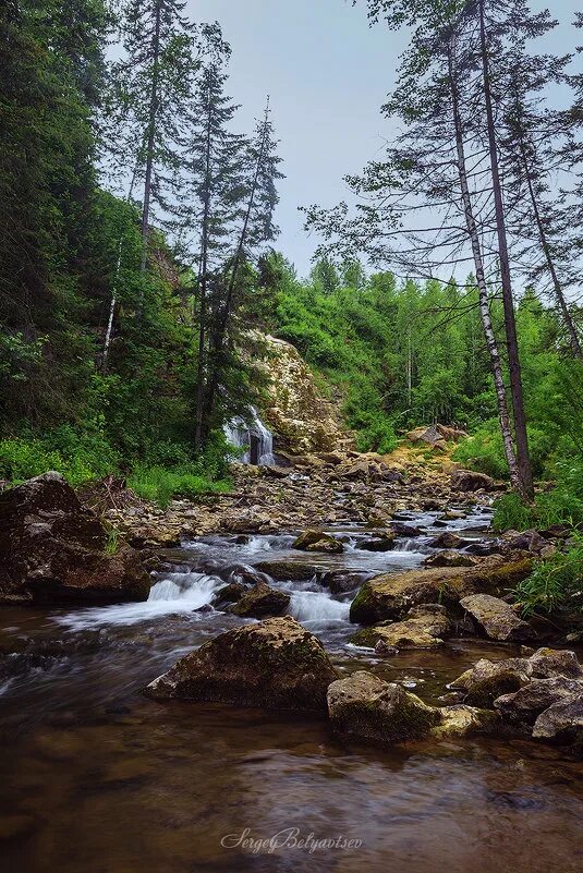 Водопад пещерка